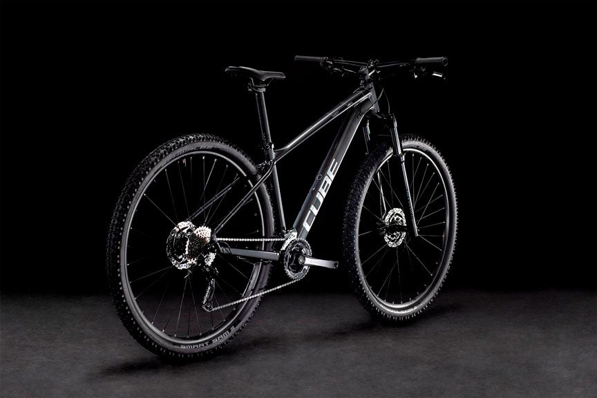 Bicicleta de montaña CUBE Aim SL 2022 Graphite'n'Metal / Transmisión 2x9 velocidades